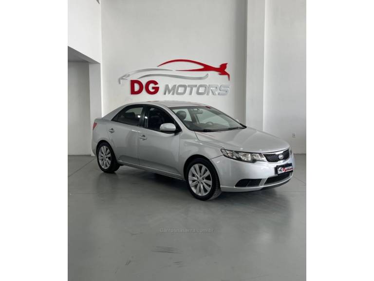 KIA MOTORS - CERATO - 2010/2010 - Cinza - R$ 43.900,00